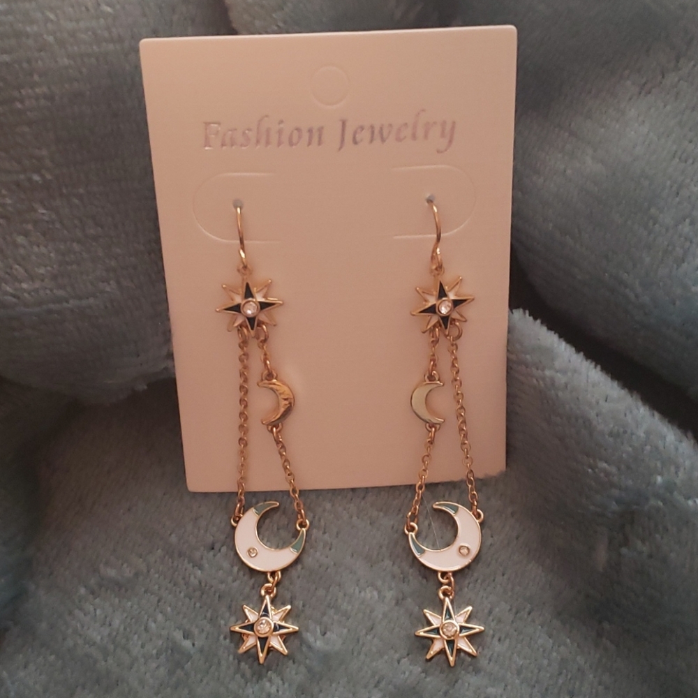 🆕️🌟3" Drop Earrings, Stars and Moons🌜🆕️